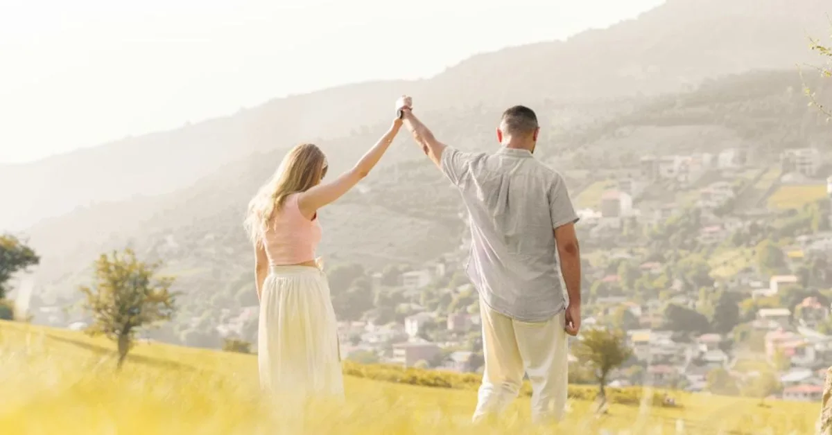 280+ New Ishq Shayari In Hindi 2025 5 Ishq Shayari For Girlfriend